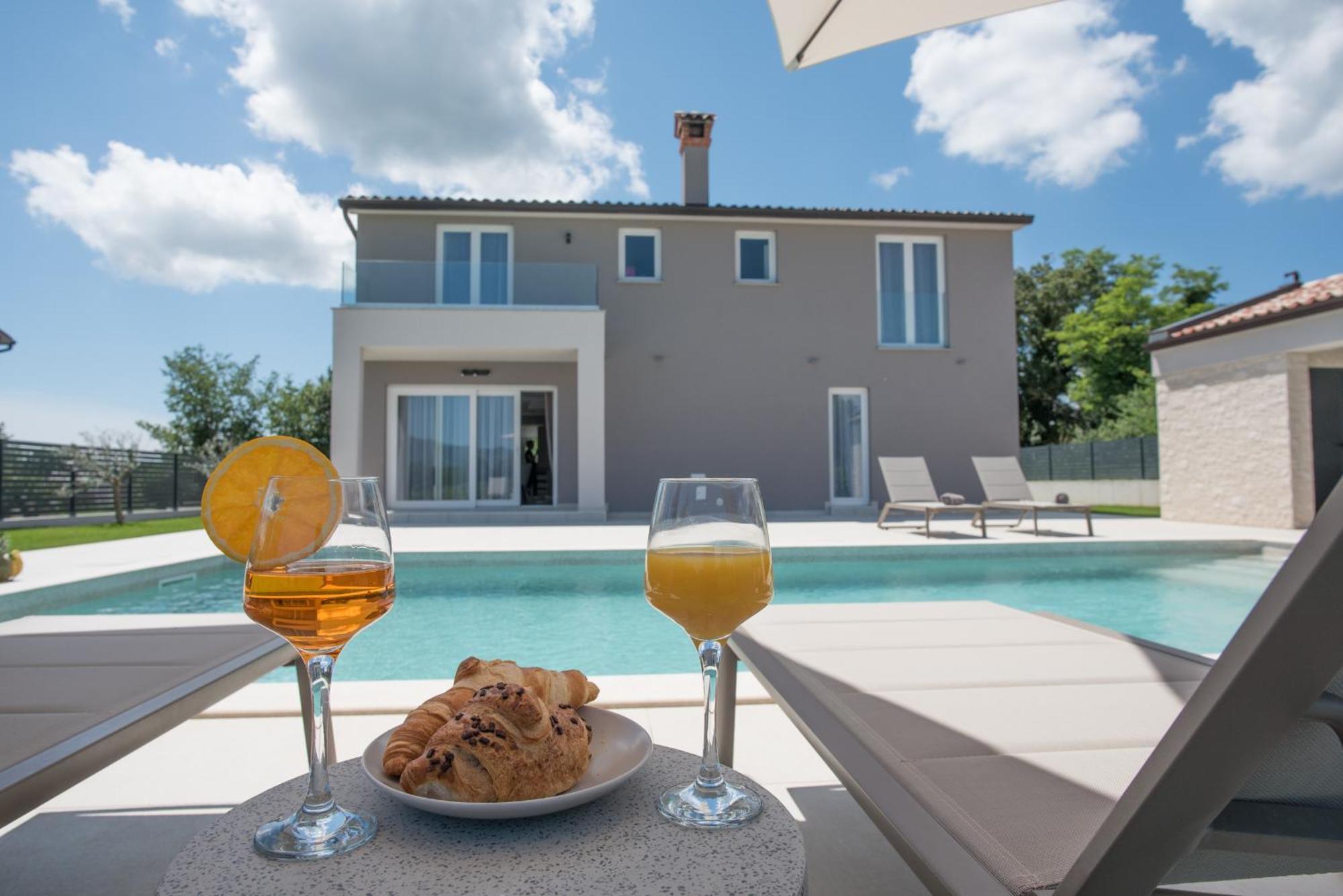 Villa Laura Santalezi Екстер'єр фото